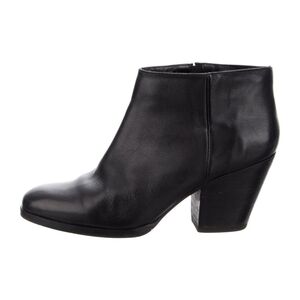 Rachel Coney Mars Boots in Black (7.5)